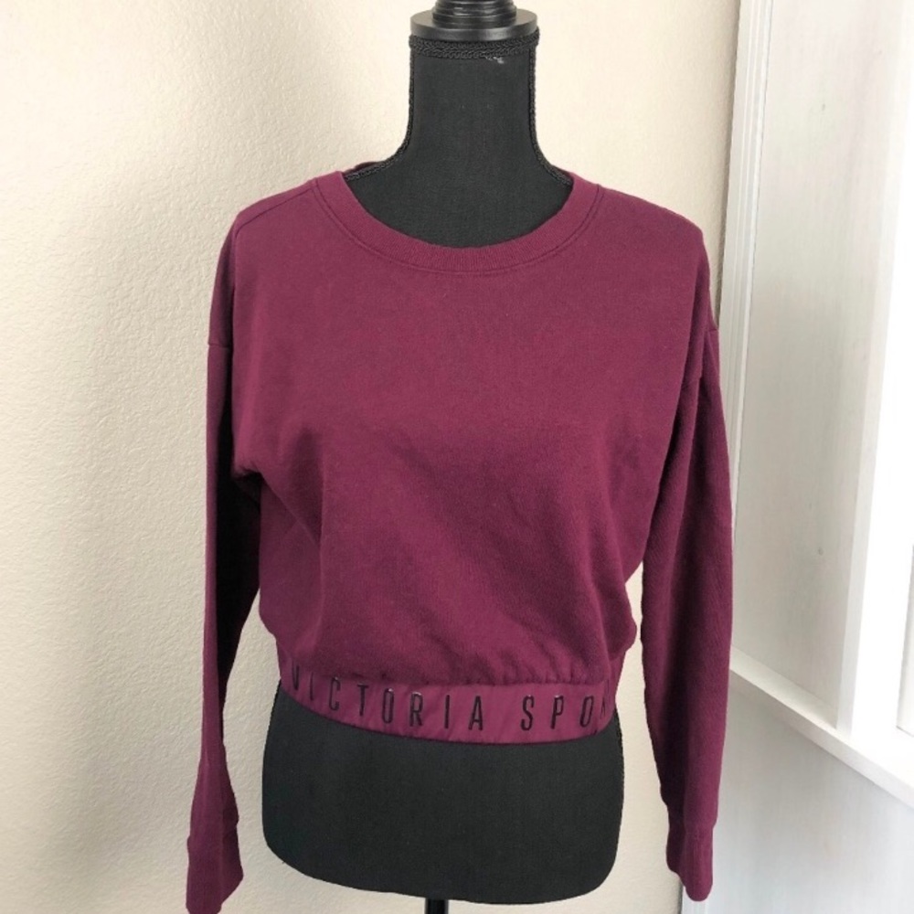 Victoria Sport fuchsia cropped sweatshirt Size Med